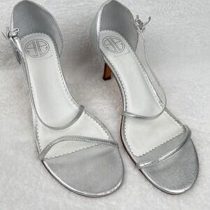 Lilly Pulitzer Shoes Womens 9.5 Silver Pumps Via Palm Beach  Leather High Heels